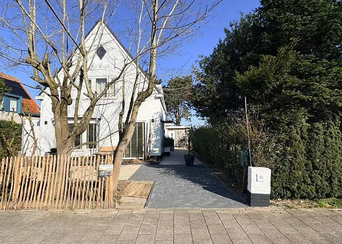 Forest And Ocean 아파트 잔드보르트